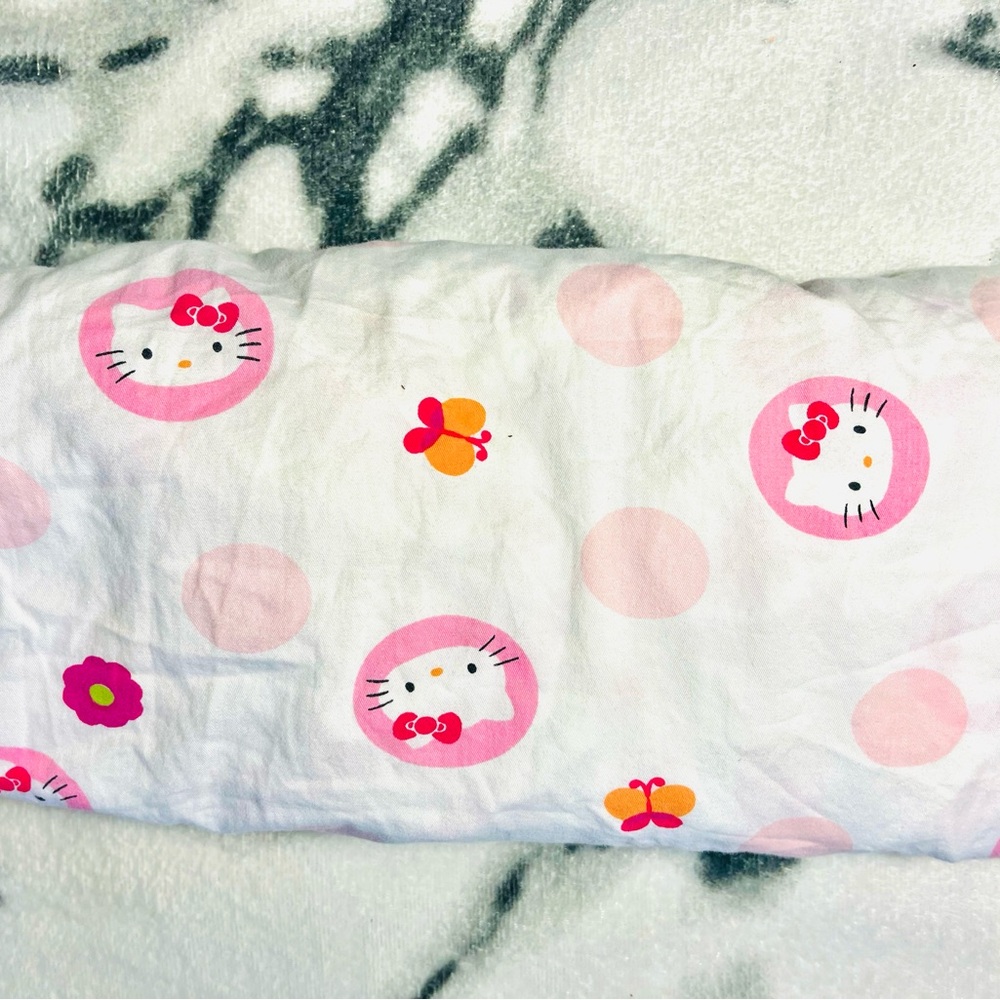 Hello Kitty Toddler/Crib Fitted Bed Sheet - 100% Cotton